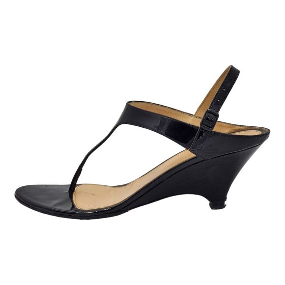 Prada Women's Patent Leather T Strap Sandals Size 40 US 10 - Picture 1 of 7